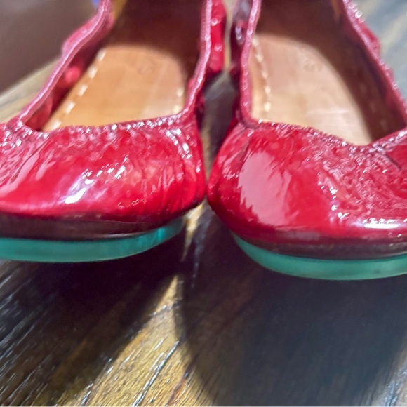 Tieks Red Patent Leather Flats - Picture 4 of 7